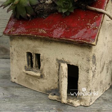 Domek ceramiczny