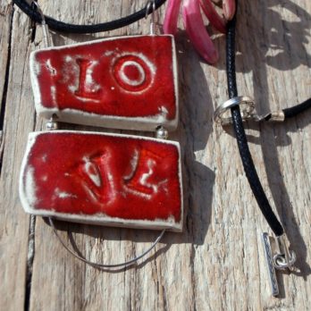 Porcelanowy naszyjnik